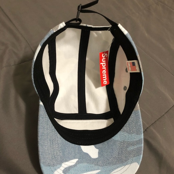 Supreme - Picture 3 of 5